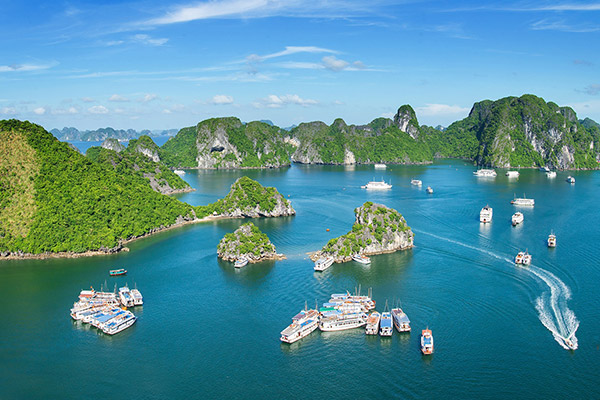 Vịnh Hạ Long bức tranh tuyệt đẹp của Việt Nam