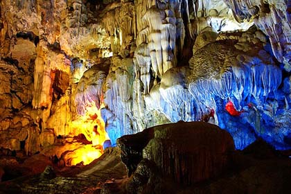 Những hang động nổi tiếng ở Việt Nam