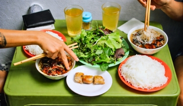 Ăn gì ở Hà Nội ? Khám phá những món đặc sản không thể bỏ lỡ