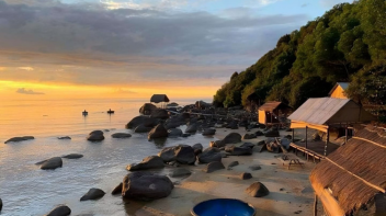 Du lịch dã ngoại ở Huế không thể bỏ qua: Khám phá những bãi biển và con suối đẹp nhất ở Huế