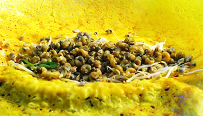 banh-xeo-oc-gao