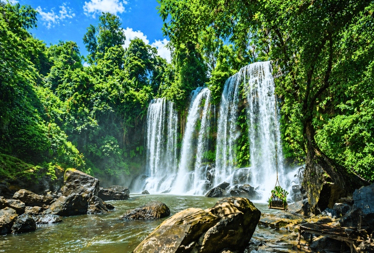 Siem Reap có gì đẹp ? Thác nước mát lạnh tại Phnom Kulen