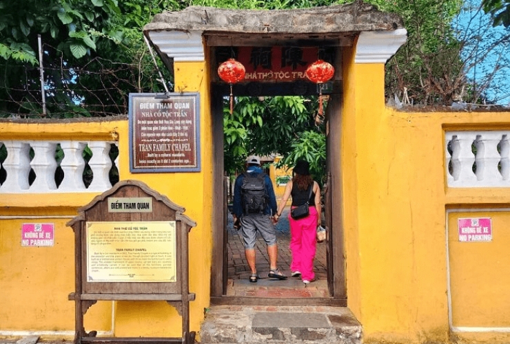 Không gian cổ kính của nhà thờ tộc Trần giữa lòng phố Hội