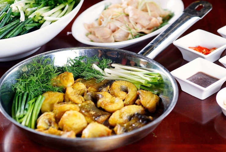 Vua Chả Cá, chuỗi nhà hàng chả cá Lã Vọng nổi tiếng
