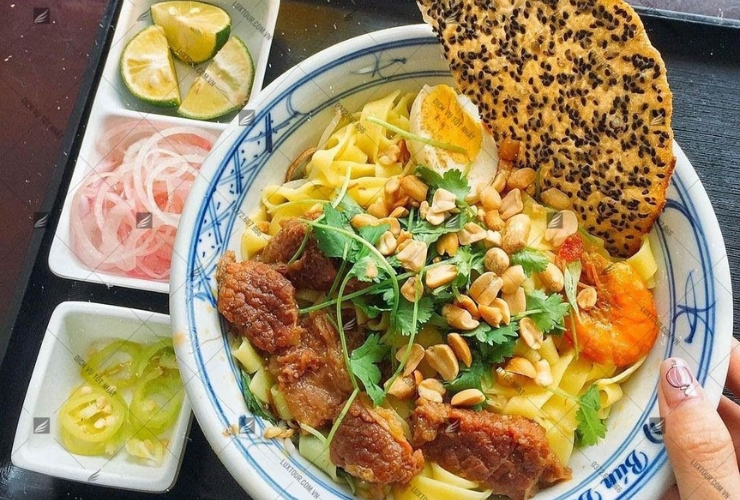 Mì Quảng Hội An – Món ăn mộc mạc, đậm đà và khó quên