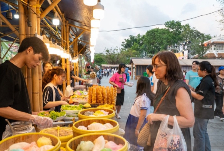 Khám phá kho tàng ẩm thực Huế