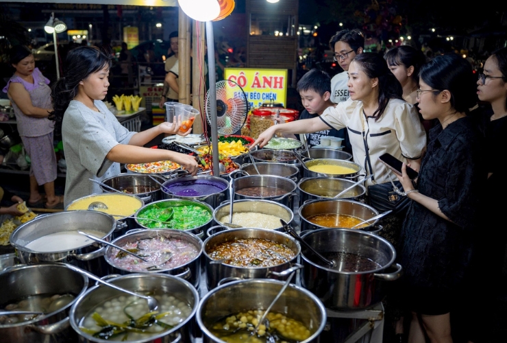 Hành trình ẩm thực khó quên giữa lòng cố đô