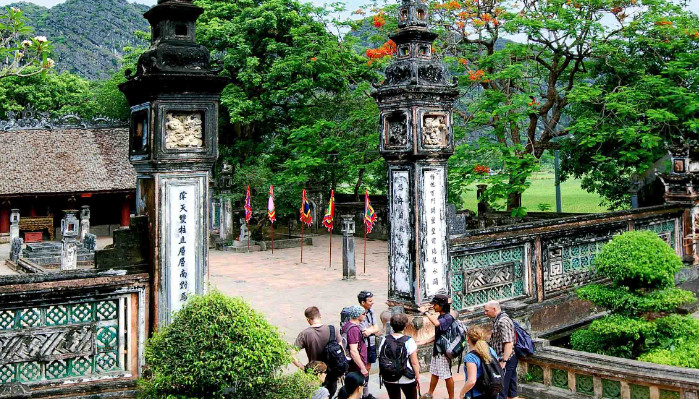 den-dinh-le