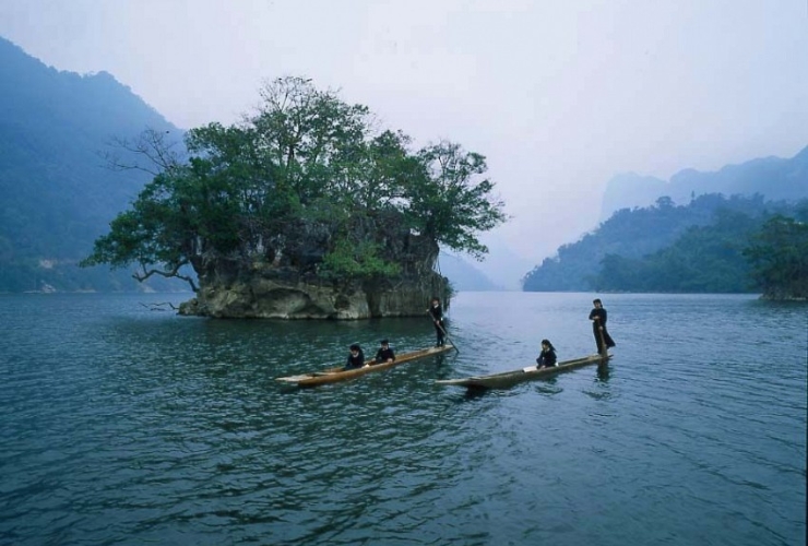 Đừng bỏ lỡ Đảo Bà Góa trong hành trình khám phá tour Hồ Ba Bể