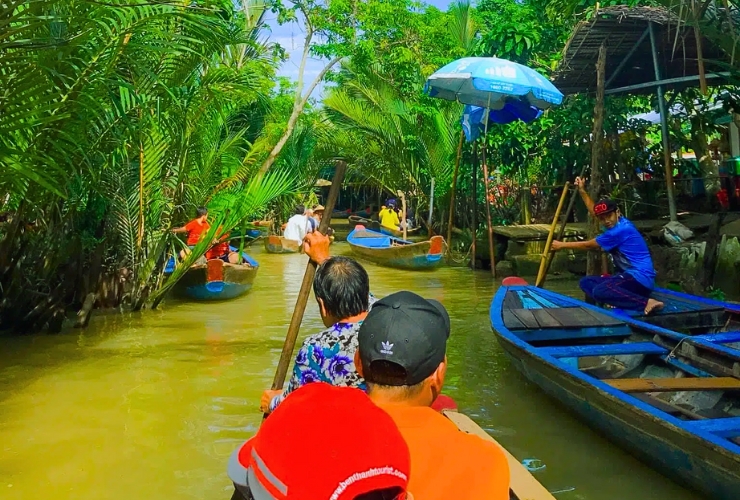 Chèo xuồng len lỏi qua kênh rạch Bến Tre - Gặp gỡ thiên nhiên và sự tĩnh lặng