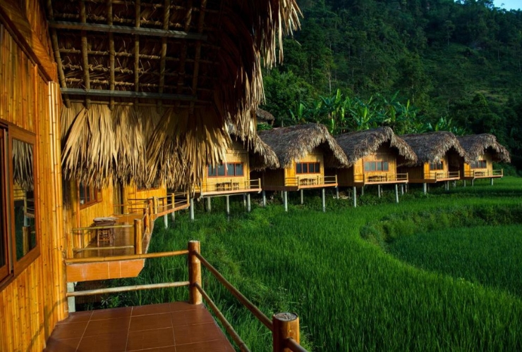 Hoang Su Phi Lodge mang tới cho du khách trải nghiệm thư giãn giữa những thửa ruộng bậc thang trải dài sườn núi