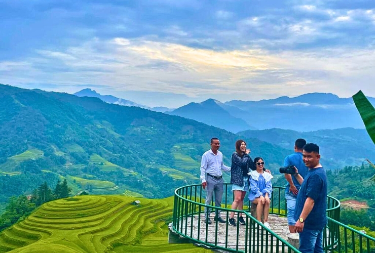Mâm Xôi Homestay cũng là một trong những lựa chọn lưu trú lý tưởng để ngắm được trọn vẹn vẻ đẹp của Hoàng Su Phì mùa lúa chín