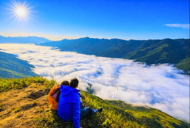 Cao nguyên Sìn Hồ giữa biển mây