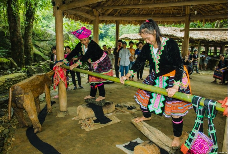 Người H’Mông Sìn Hồ và nghề nhuộm chàm thủ công