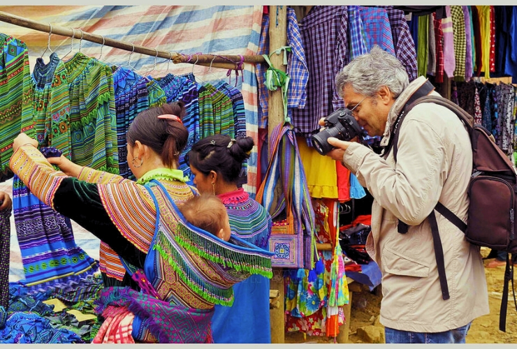 Những khung cảnh chân thực tại chợ Cán Cấu vùng núi Tây Bắc