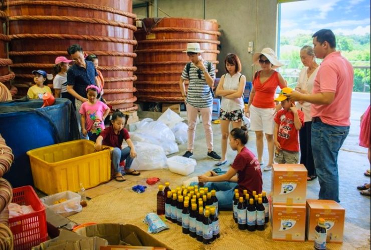 Khám phá văn hóa Việt qua nghề làm nước mắm Phú Quốc