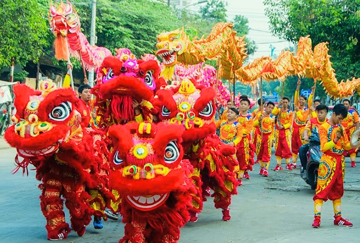 Khám phá truyền thống múa lân trong dịp Tết Trung Thu