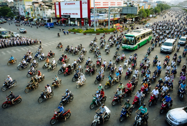 Giao thông ở Việt Nam - Điều dễ khiến bạn “choáng”