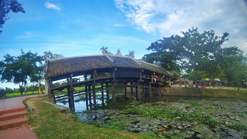 Cầu Ngói Thanh Toàn - Góc nhỏ yên bình ở Huế
