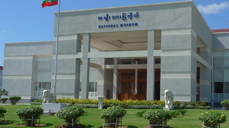 Lạc lối trong bảo tàng quốc gia Myanmar