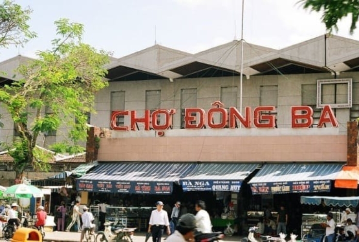 Khám phá chợ Đông Ba – đắm mình trong đời sống địa phương của Huế