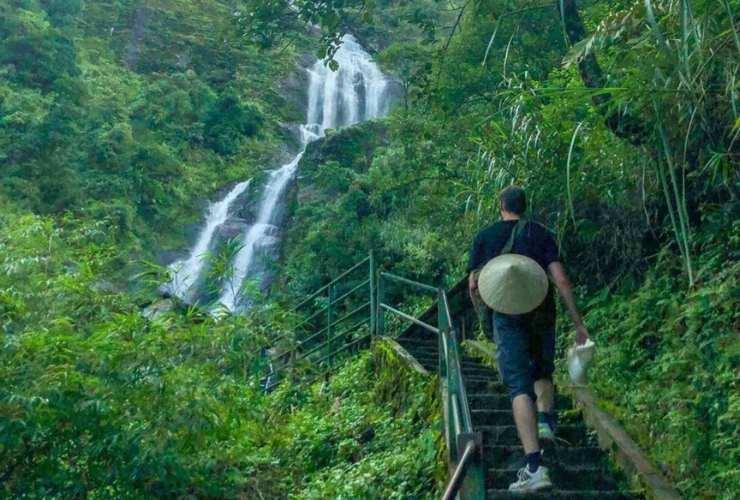 Thác Bạc – Điểm dừng lý tưởng trong lịch trình du lịch Sapa 2 ngày