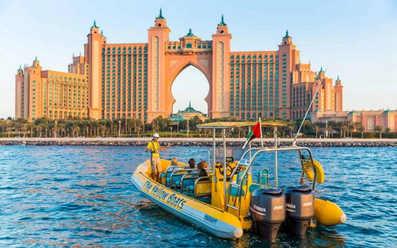 Trải nghiêm dịch vụ thú vị Taxi trên nước thăm quan Dubai