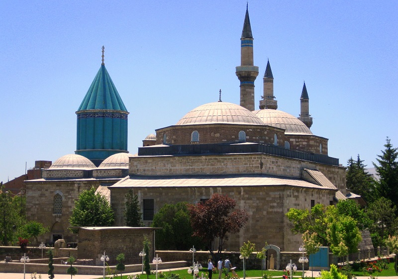 Bảo tàng Mevlana - Tu viện nổi tiếng với mái vòm hình nón màu xanh