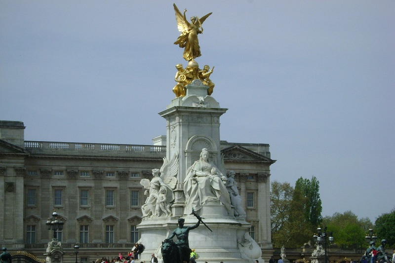 Cung điện Buckingham - Một trong những cung điện nổi tiếng nhất Châu Âu