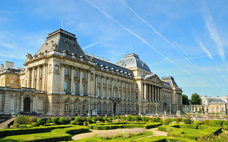 Cung điện hoàng gia ở Brussels - Nơi ở của Vua và Hoàng thất của Vương Quốc Bỉ