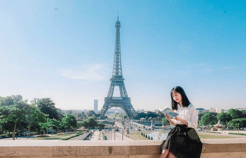 Tham quan Tháp Eiffel - Biểu tượng của thủ đô Paris