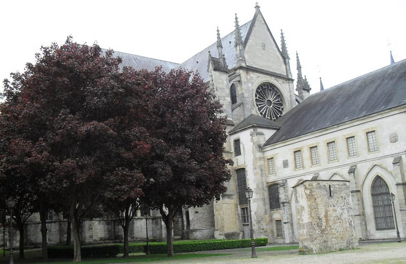 Thành phố Reims - Thủ đô của xứ sở Champagne
