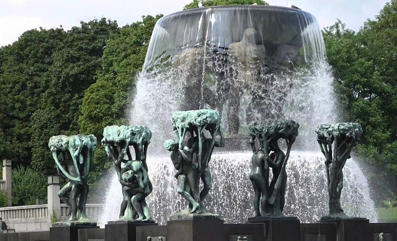 Công viên Frogner Park - Nơi có nhiều bức tượng khỏa thân nhất thê giới