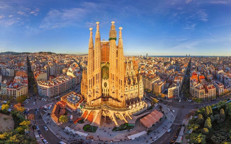 Thành phố Barcelona - Thành phố xinh đẹp không thể bỏ qua khi đi du lịch Châu Âu