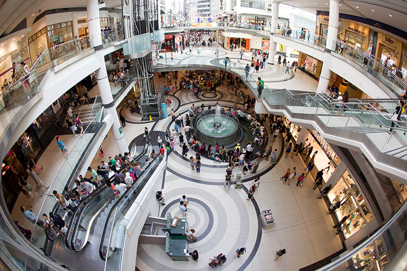 Toronto's Eaton Center - Trung tâm thương mại lớn nhất ở Toronto
