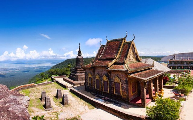Cao nguyên Bokor được rất nhiều du khách tới tham quan 