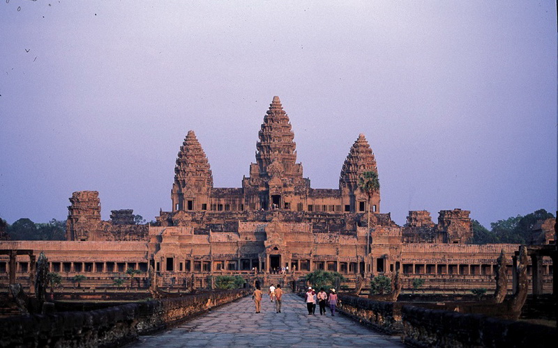Đền Angkor Wat - điểm du lịch nhất định phải ghé thăm ở Campuchia