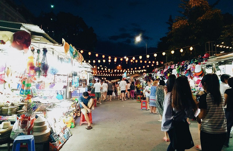 Chợ đêm Nha Trang - Địa điểm tham quan lý tưởng