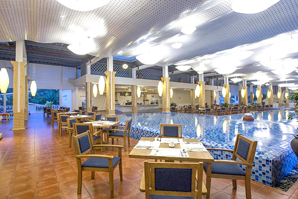 Centara Sandy Beach Resort Đà Nẵng