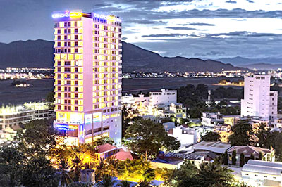 Tour du lịch Nha Trang giá rẻ với Combo gồm vé máy bay và phòng khách sạn 4 sao 