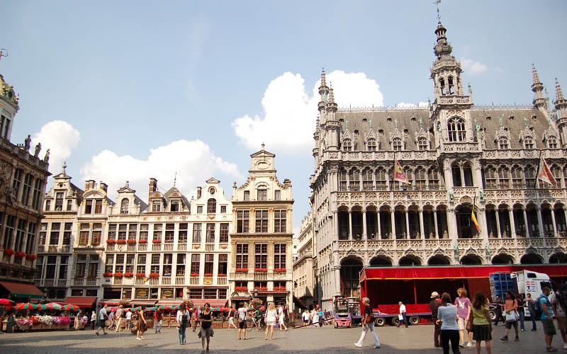 Tòa nhà thị trường chứng khoán Brussels - Trung tâm giao dịch chứng khoán hàng đầu Châu Âu