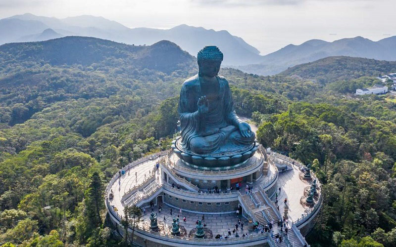 Bức tượng phật lớn nhất thế giới ở Đại Phật Ngong Ping