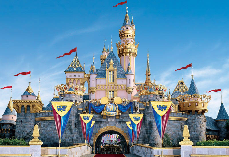 Disneyland Hongkong: Khu vui chơi giải trí thú vị