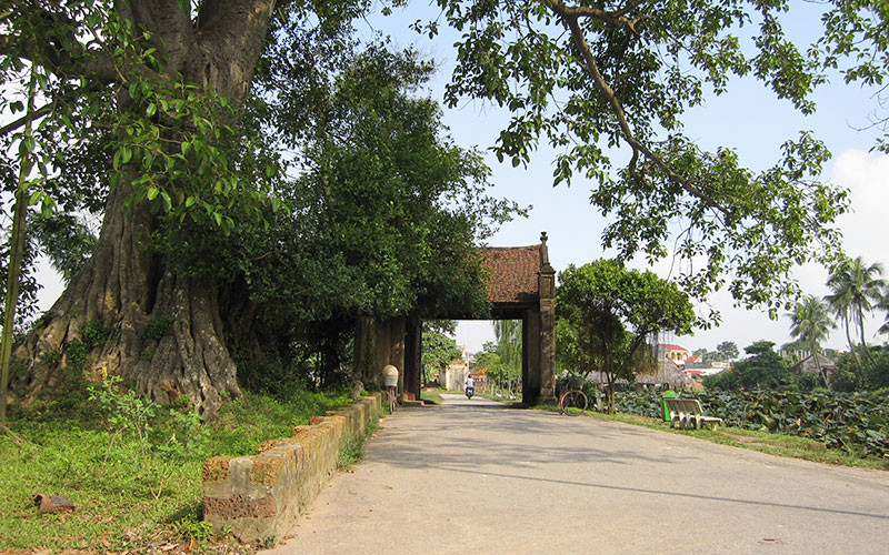Làng cổ Đường Lâm vẫn giữ hình ảnh của một ngôi làng Việt xưa