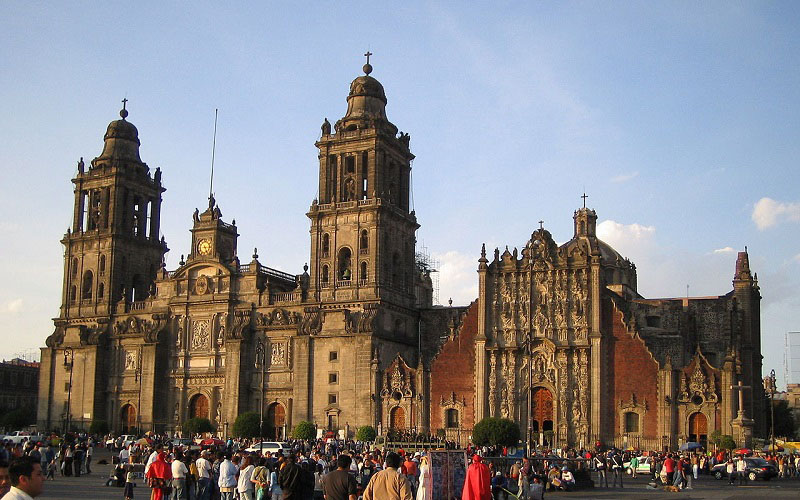 Nhà thờ Metropolian - Nhà thờ lâu đời và cổ kính nhất ở Mexico